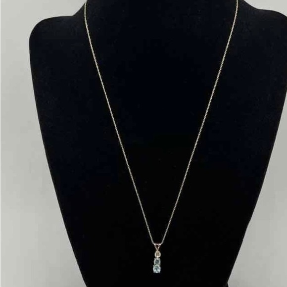 Aquamarine, stunning Vintage Past/Present/Future 10 k yellow gold pendant - Picture 3 of 9